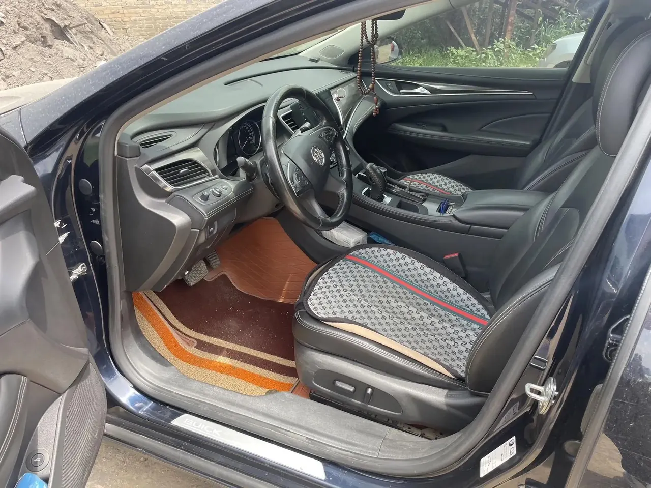 LaCrosse 2019 28T Luxury Model 7