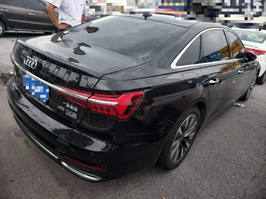 Audi A6L 2022 45 TFSI Selected Elegant Type 2