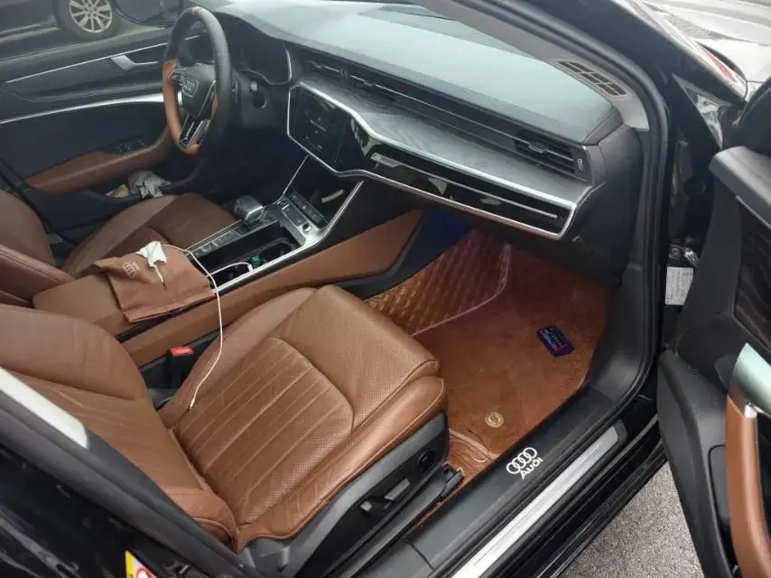 Audi A6L 2022 45 TFSI Selected Elegant Type 7