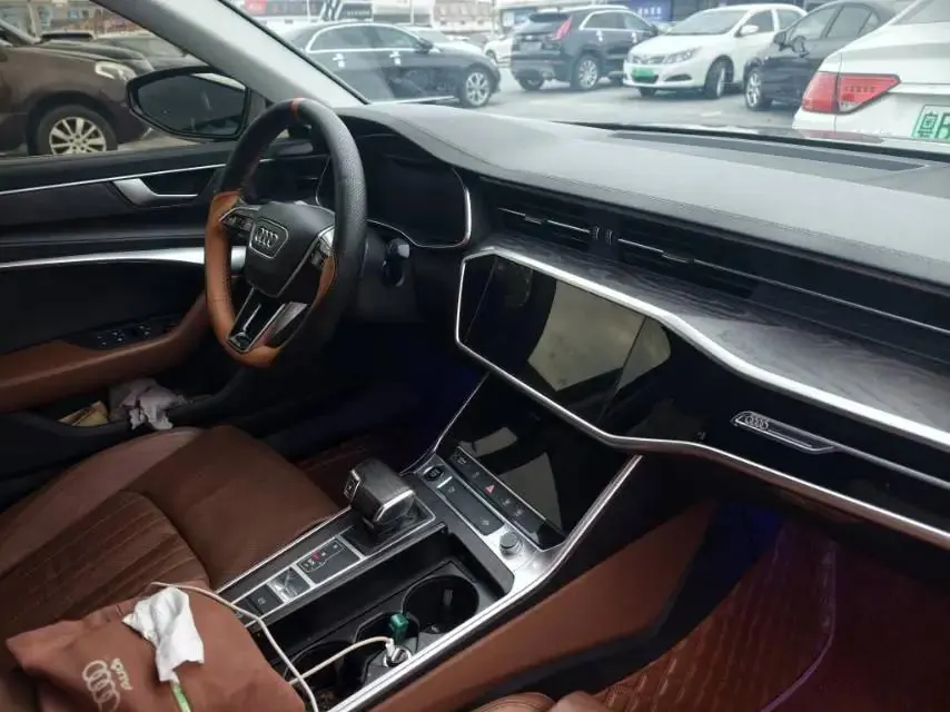 Audi A6L 2022 45 TFSI Selected Elegant Type 9