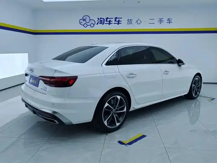 Audi A4L 2020 40 TFSI Fashion Dynamic 3