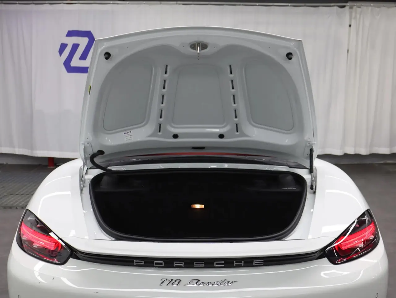 Porsche 718 2022 Boxster 2.0T 17