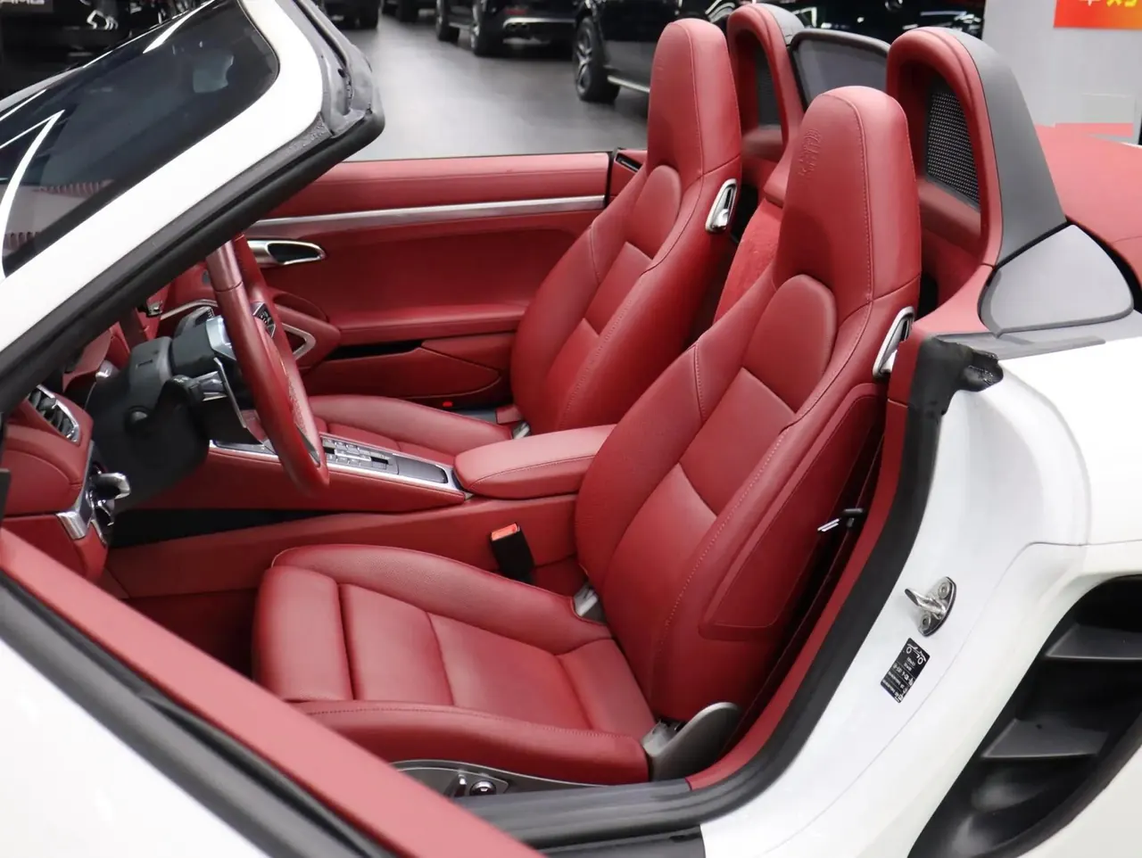 Porsche 718 2022 Boxster 2.0T 6
