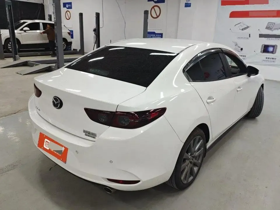 Mazda 3 Onksera 2023 2.0L Automatic Quality Elegant Edition 6