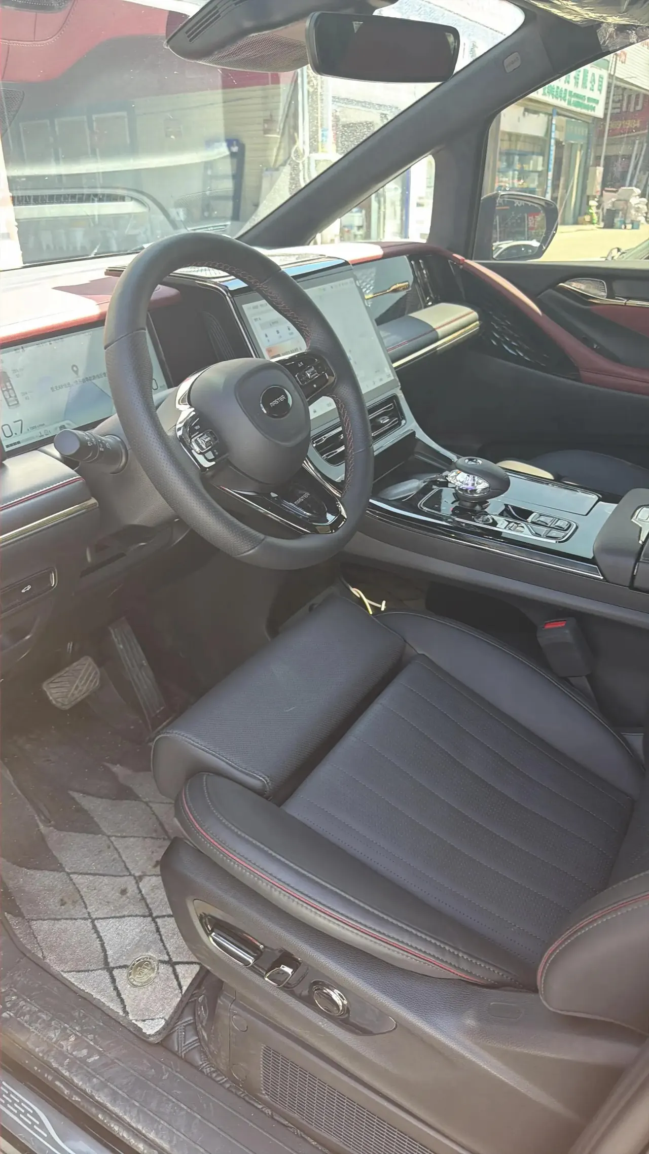 GAC Trumpchi 2024 M8 2.0T 400T Grandmaster Series Prestige Automatic 2