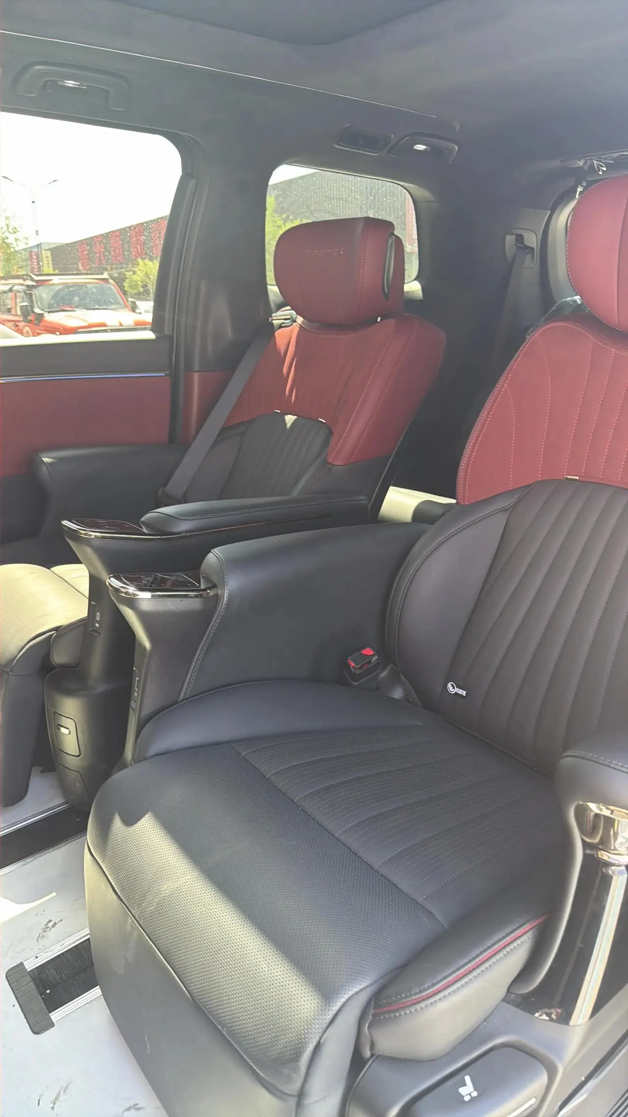 GAC Trumpchi 2024 M8 2.0T 400T Grandmaster Series Prestige Automatic 3