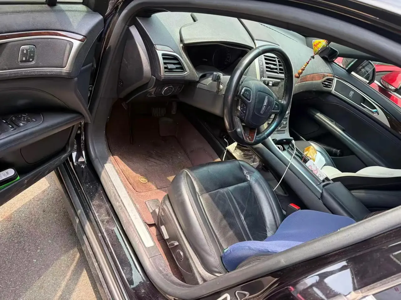 Lincoln MKZ 2019 2.0T Premium Edition National V 6