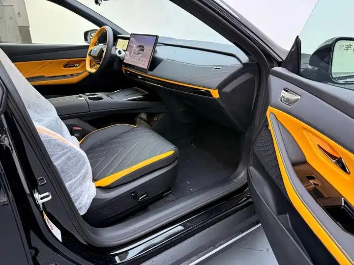 Deepal SL03 2025 extended range sports 17