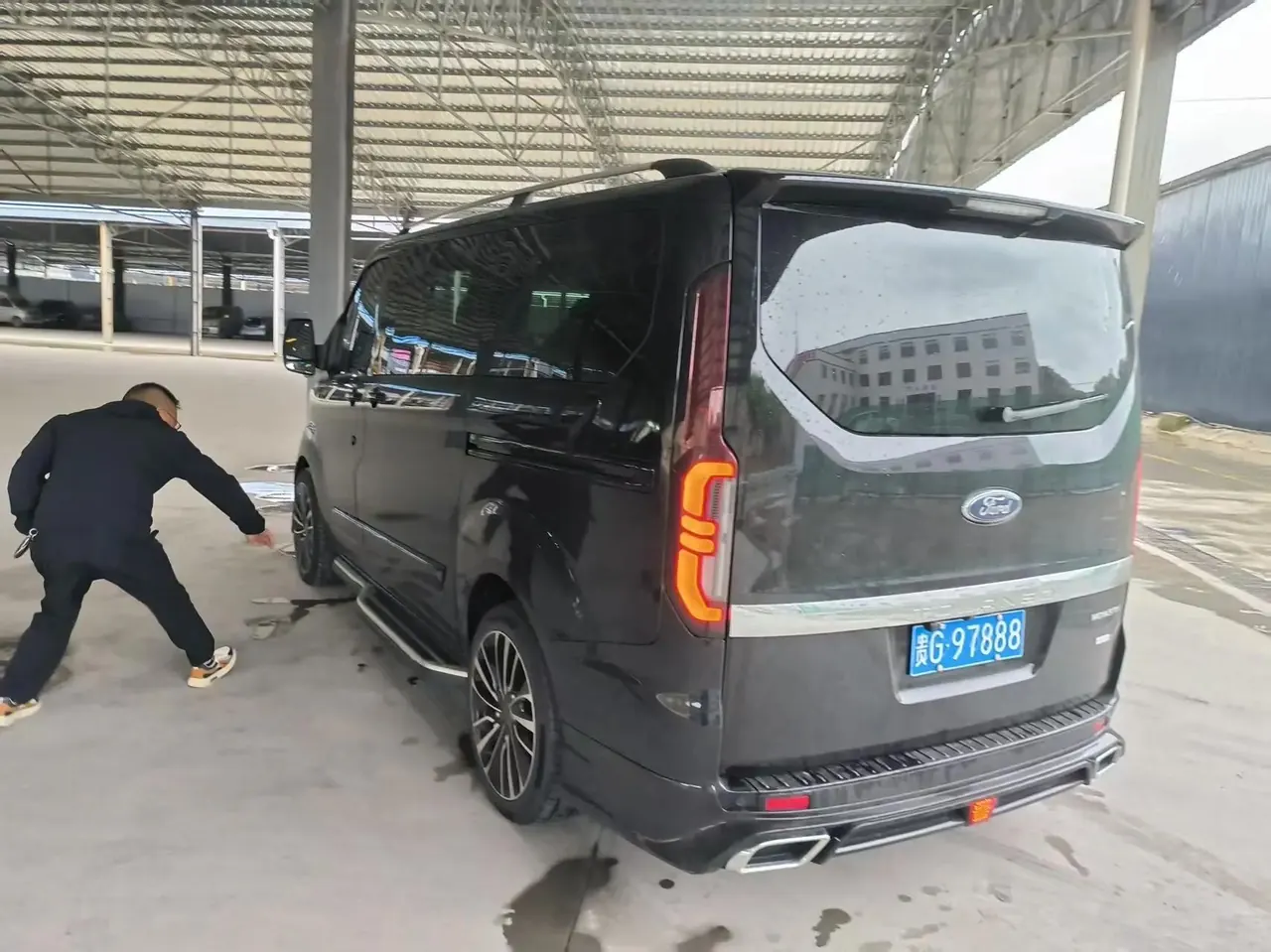 Turio 2022 2.0T Basic 4