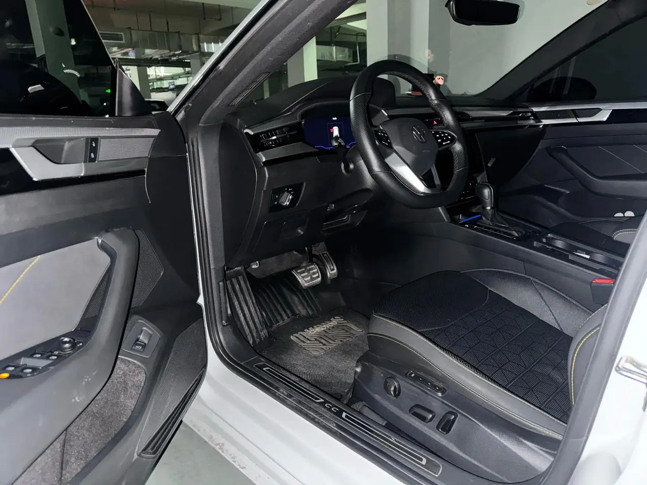 FAW-Volkswagen CC 2023 380TSI eye-catching edition 2