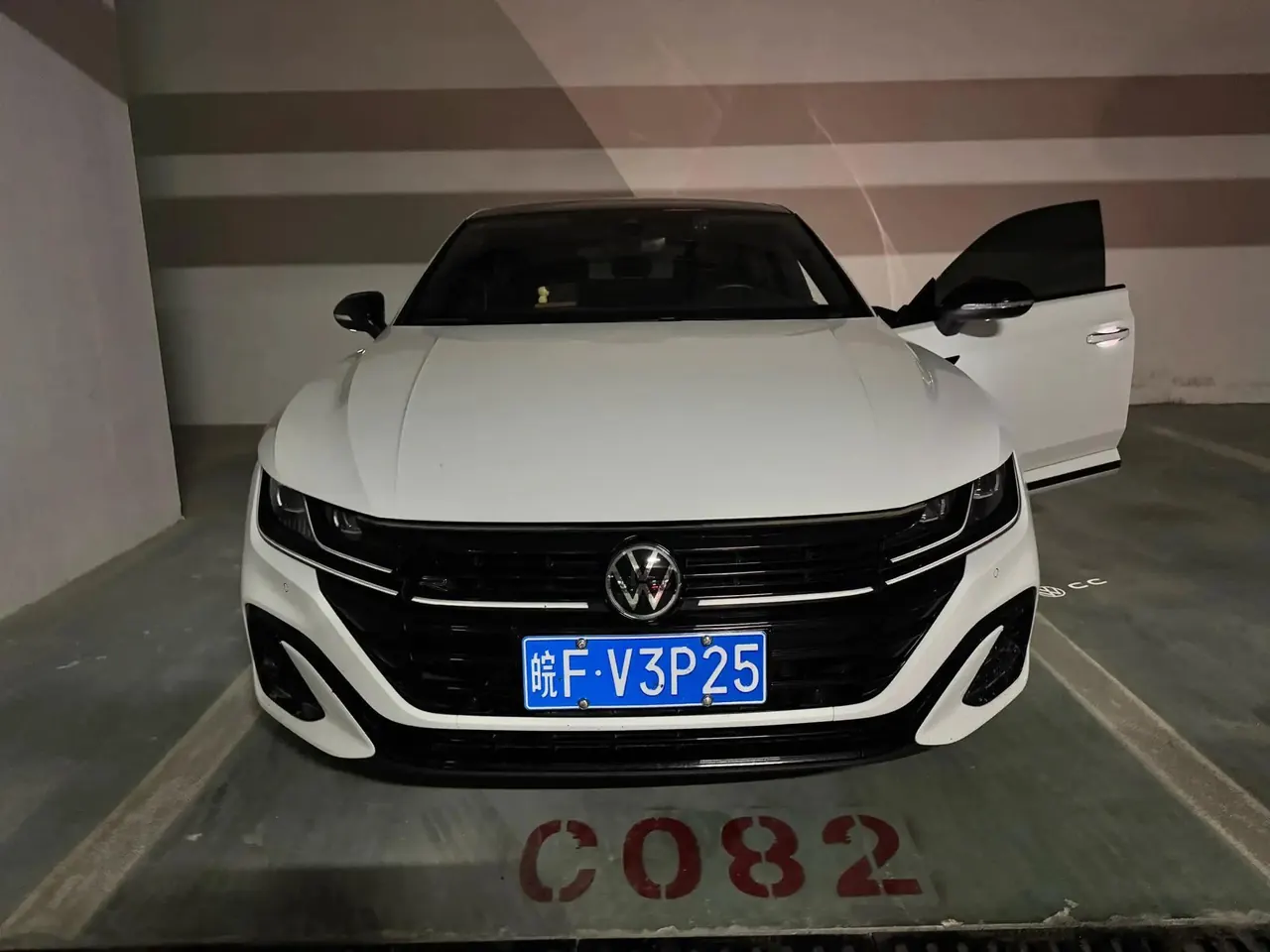 FAW-Volkswagen CC 2023 380TSI eye-catching edition 5