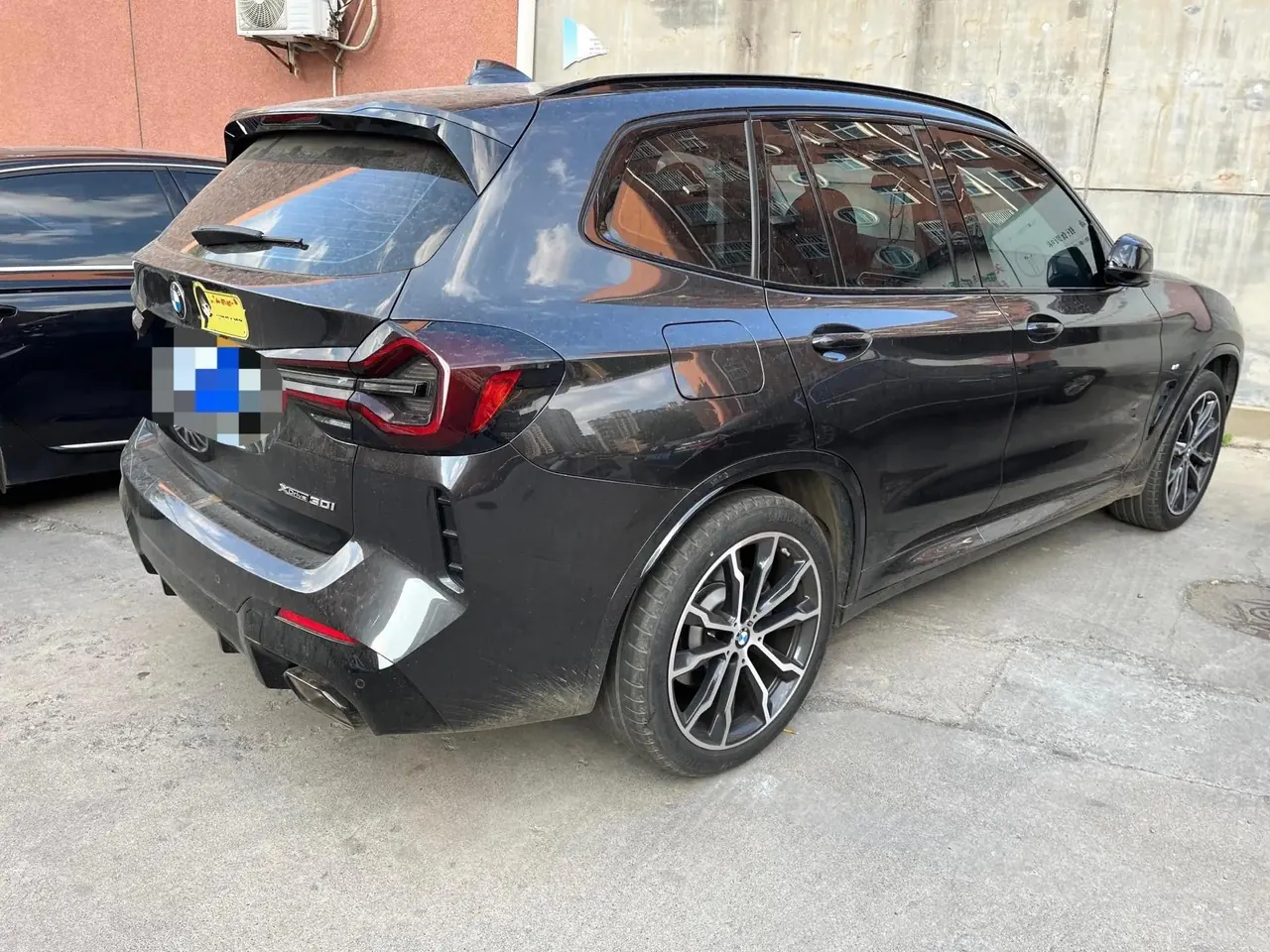 BMW X3 2022 xDrive30i Leading M Obsidian Night Suit 9