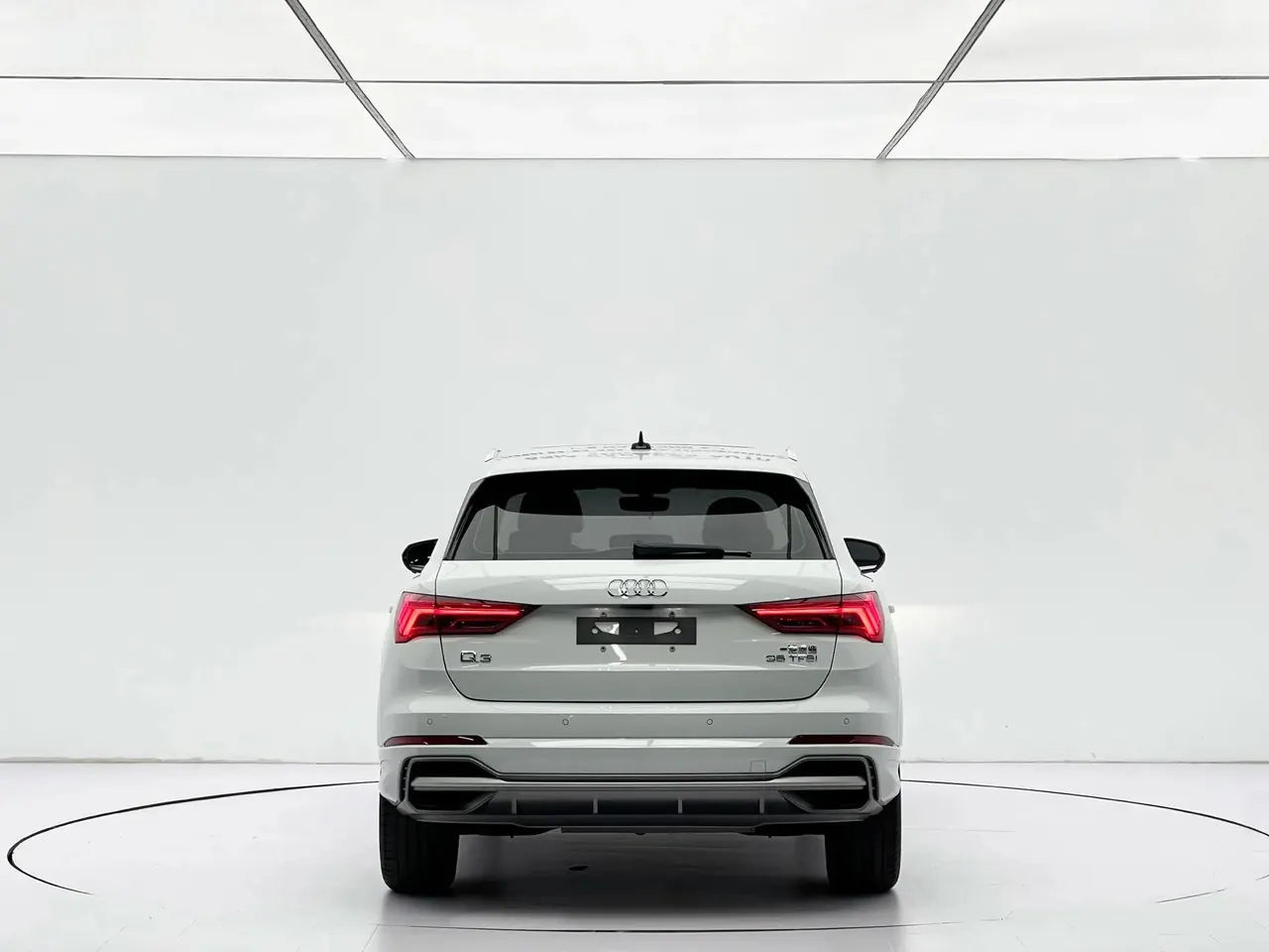 Audi Q3 2022 35 TFSI Enterprising Dynamic 10