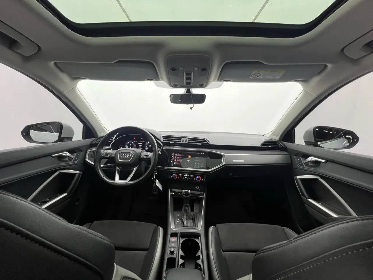 Audi Q3 2022 35 TFSI Enterprising Dynamic 5