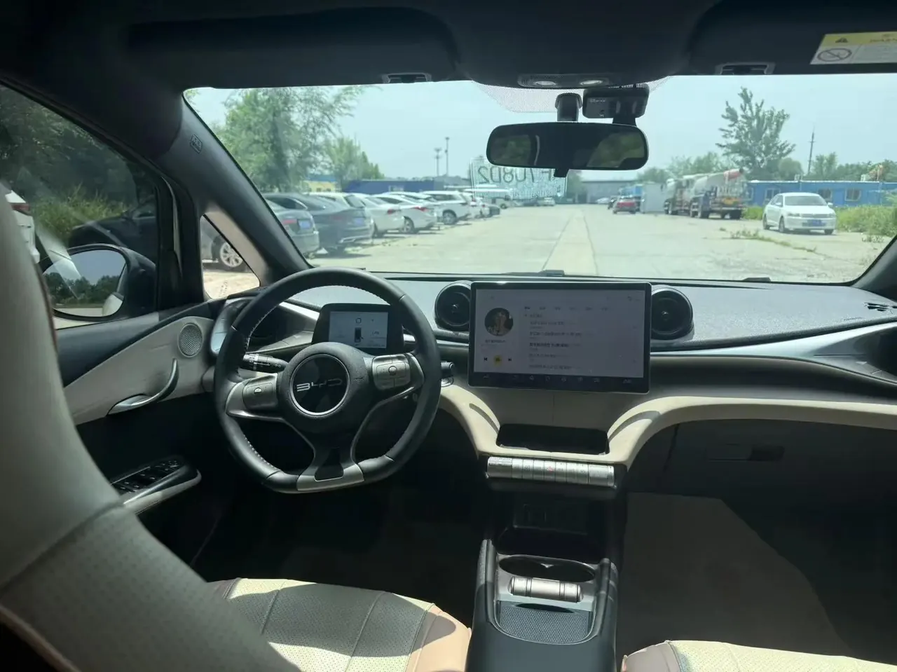 BYD 2023 Dolphins 420km Free Edition Automatic 11