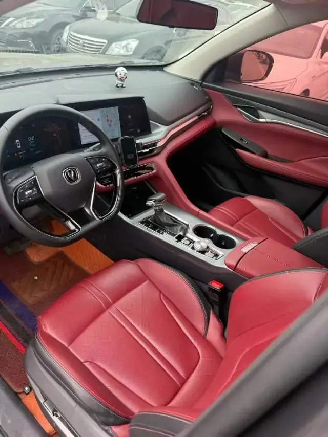 ChangAn CS75 PLUS 2022 Classic 1.5T Automatic Excellence 5