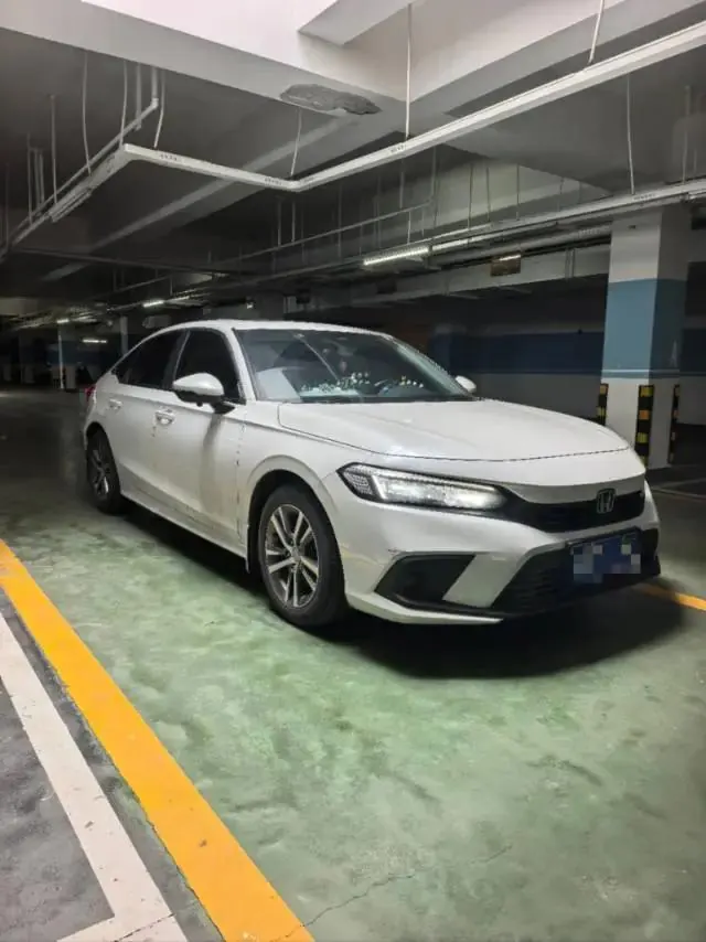 Honda 2023 Civic 1.5T CVT 240TURBO EX-L Automatic 3