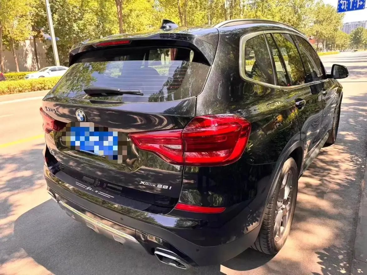 BMW X3 2021 facelift xDrive28i luxury suit 3