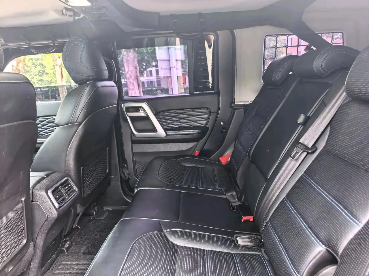 Beijing BJ40 2021 2.0D Automatic Four-wheel Drive Blade Hero Edition Chivalrous Type 4