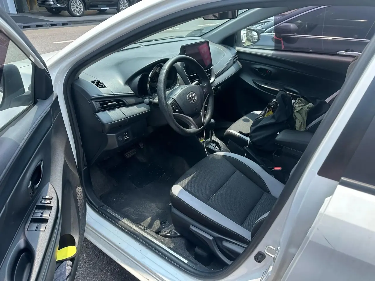 YARiS L Zhixuan 2022 1.5L CVT Leading PLUS Edition 2
