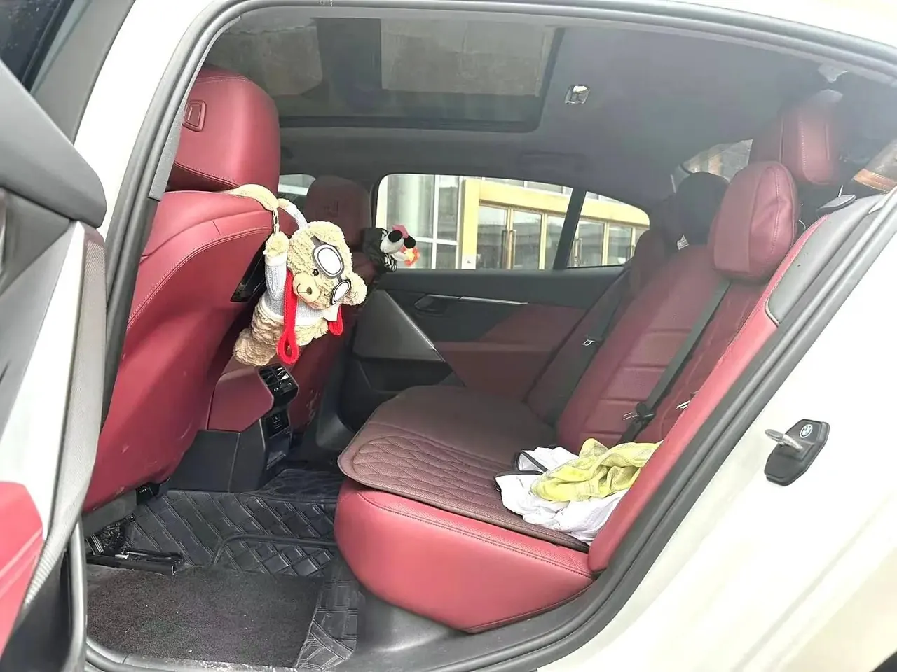 BMW i5 2024 eDrive 35L M Sport Set 5
