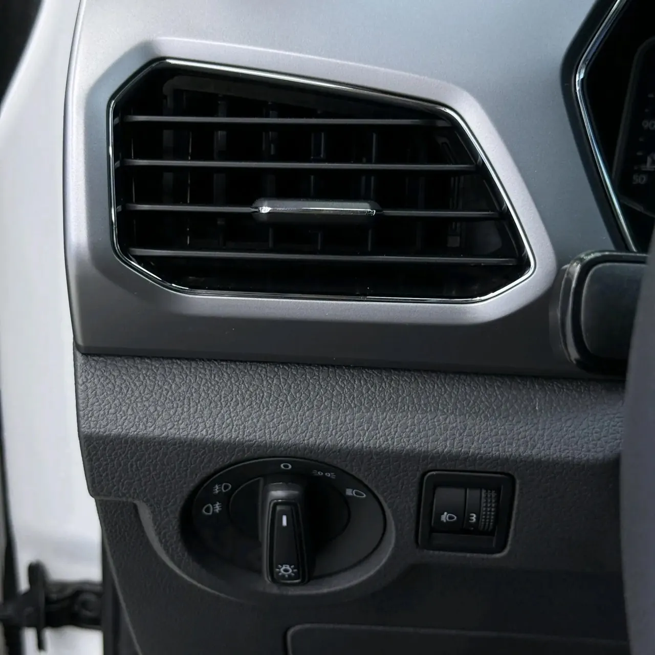 Tujia 2022 1.5L Auto Comfort Edition 9