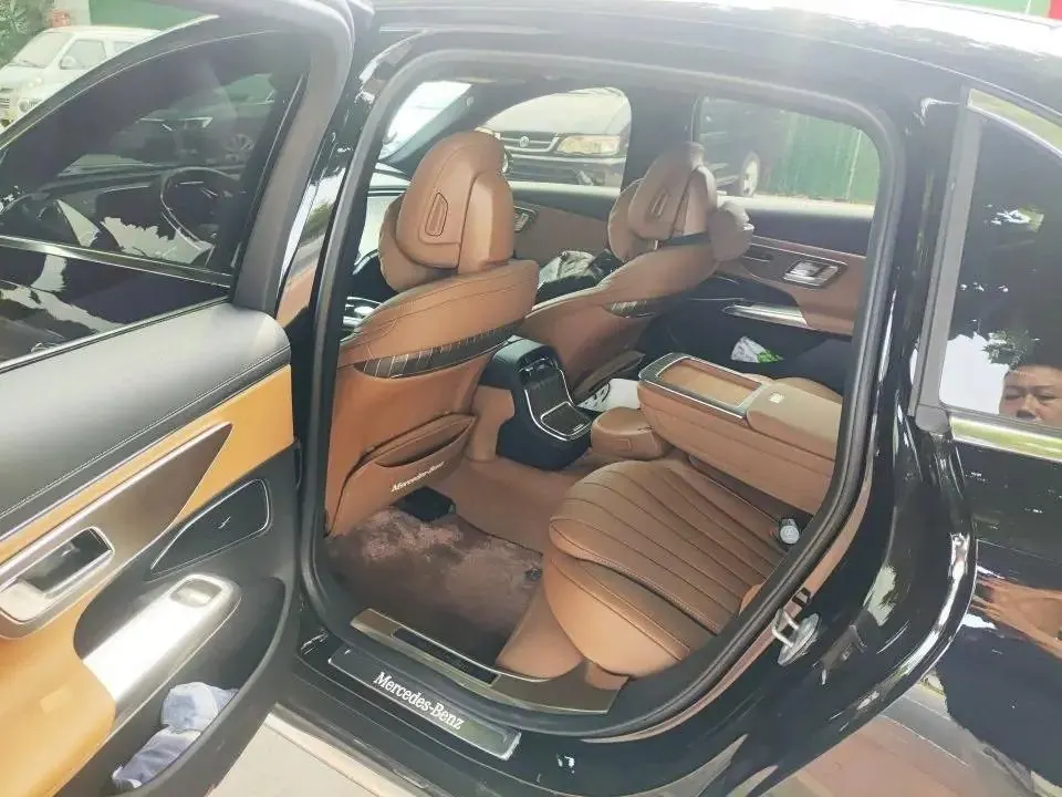 Mercedes Benz E Class 2025 E 300 L 48V 2.0T Fashion Automatic Gear 3