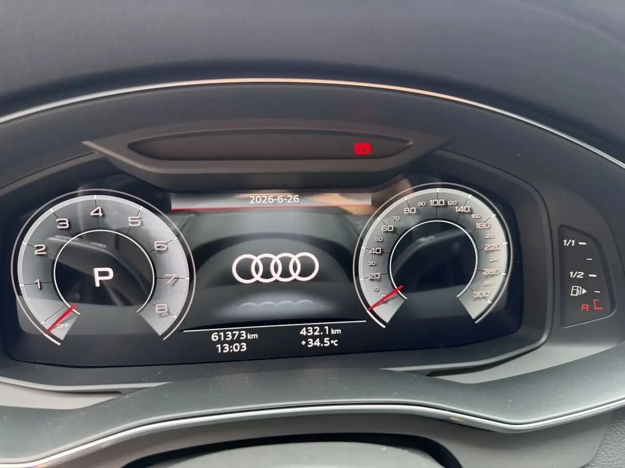 Audi A6L 2021 40 TFSI Deluxe Dynamic 6