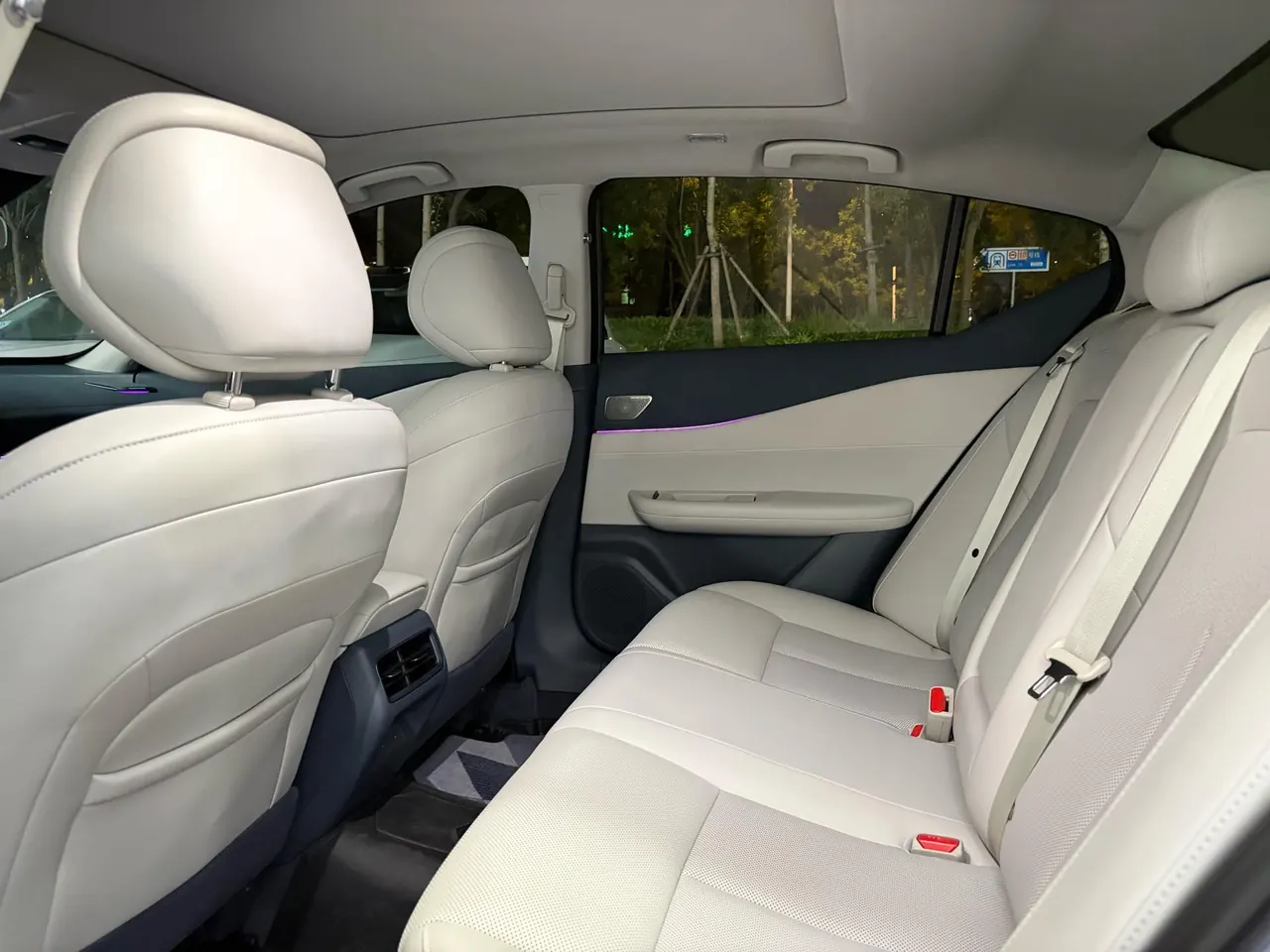 Nissan 2026 Teana 2.0T Stepless Hongmeng Cockpit Flagship Automatic Gear 5