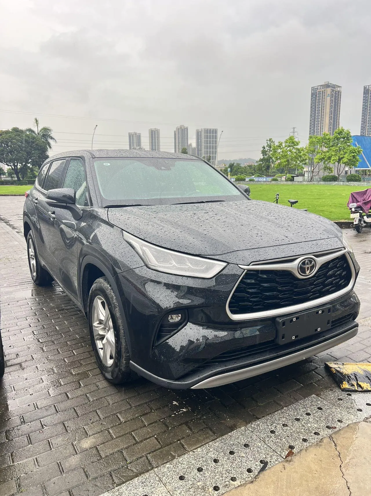 Toyota 2026 Highlander Dual Engine 2.5 Stepless Intelligent Electric Hybrid Two-Drive Elite Edition 5-seat Automatic Transmission 3