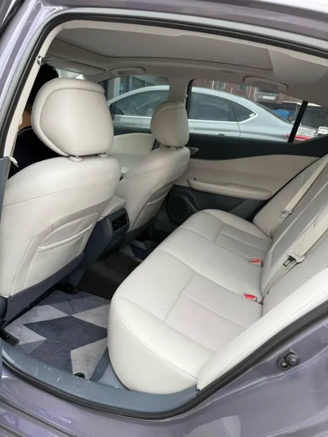 Nissan 2026 Teana 2.0T Stepless Hongmeng Cockpit Flagship Automatic Gear 4