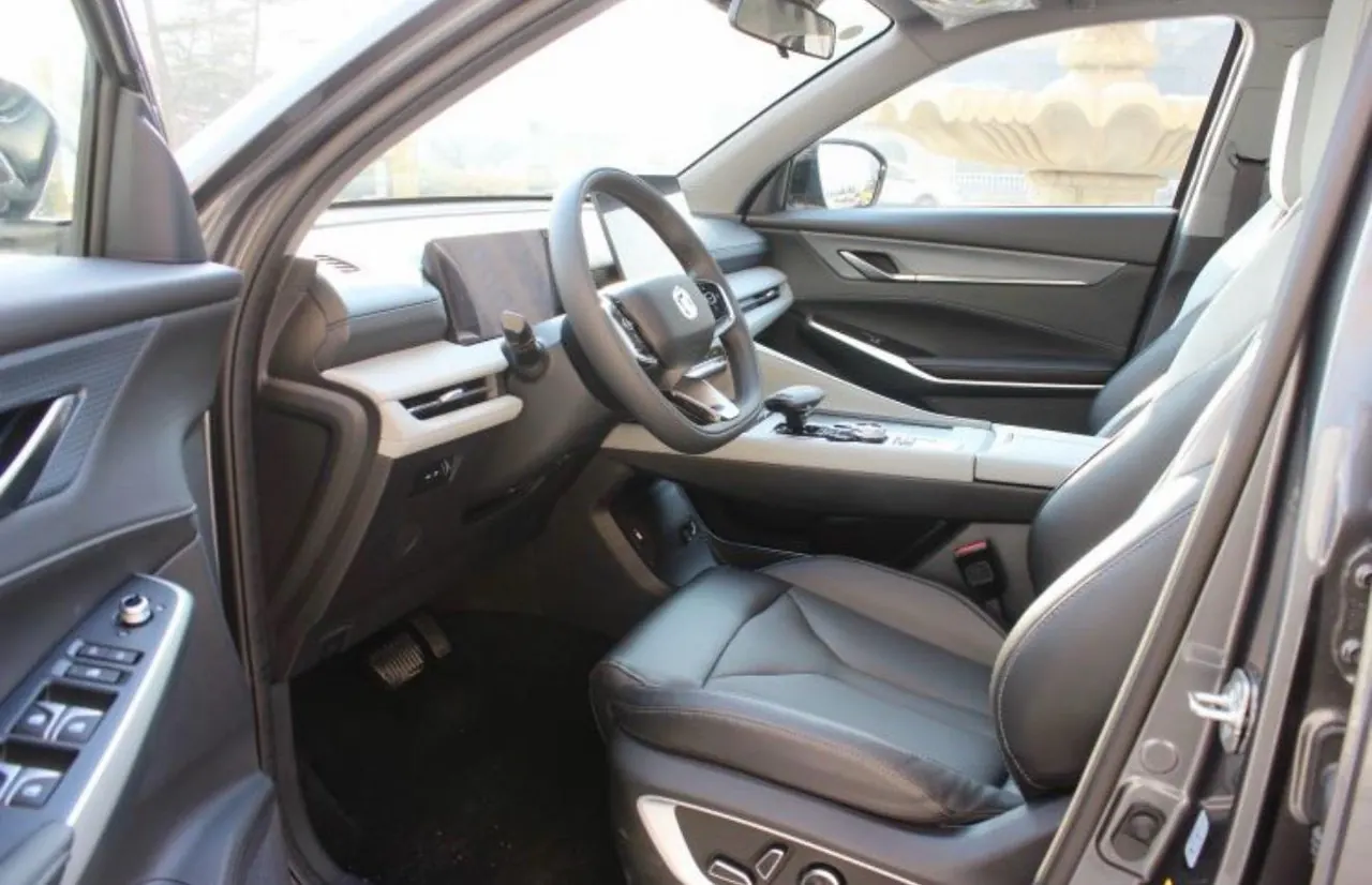 ChangAn 2026 CS75 PLUS 1.5T Smart Champion Edition New Blue Whale Smart Navigation Automatic Gear 6