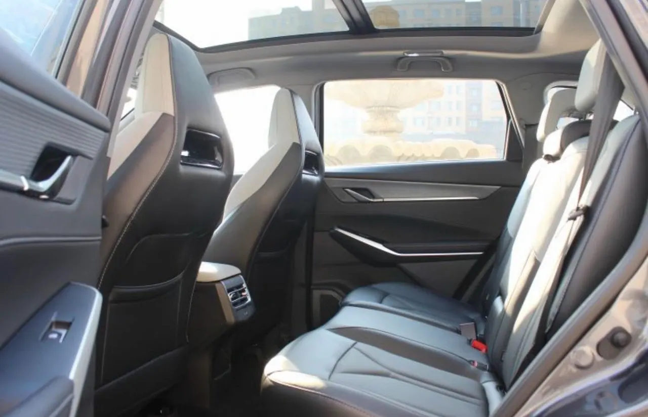 ChangAn 2026 CS75 PLUS 1.5T Smart Champion Edition New Blue Whale Smart Navigation Automatic Gear 7