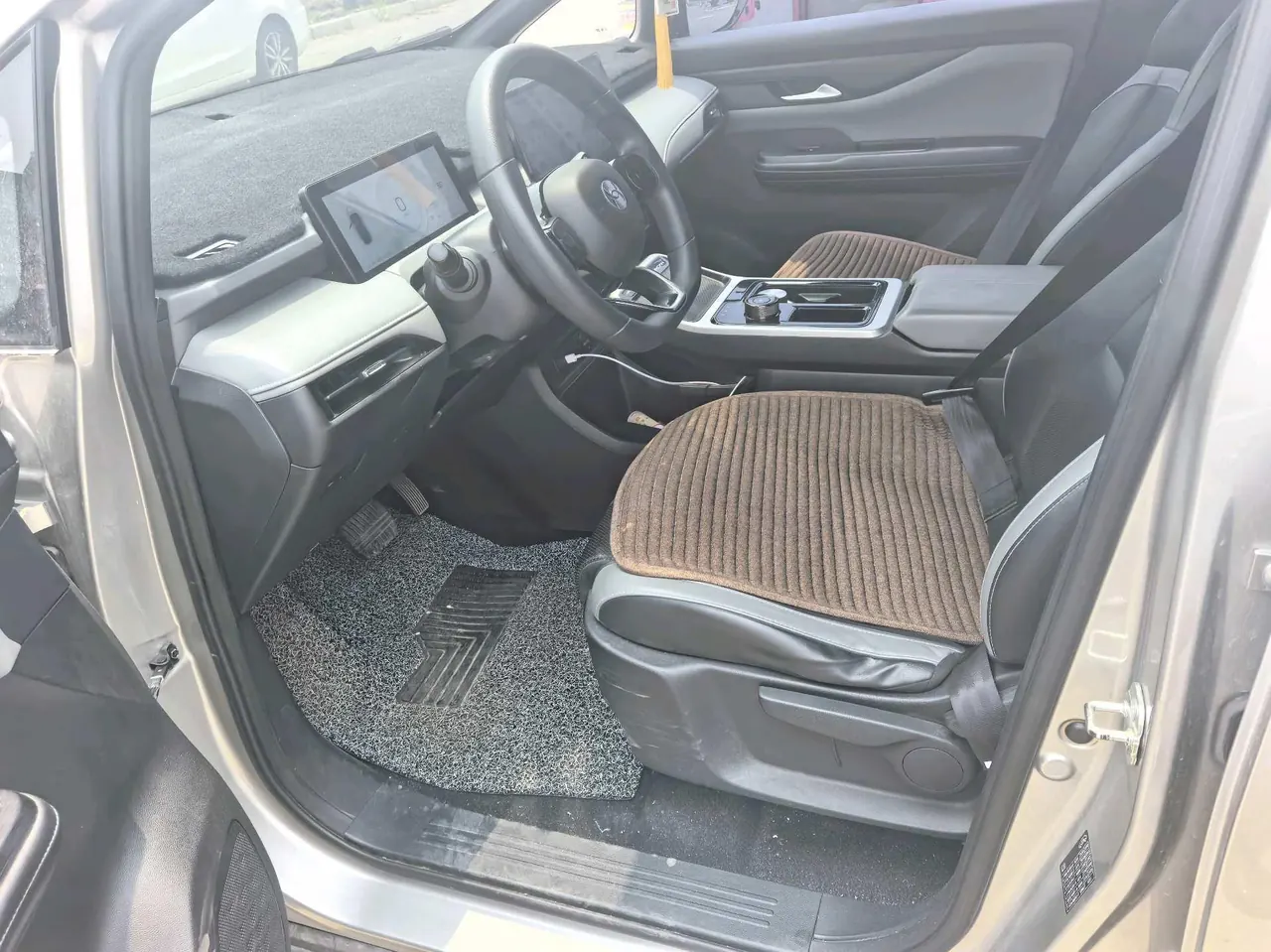 HIMA 2022 Z03 Tide Cool Edition 510km 64.23kwh Automatic Gear 5
