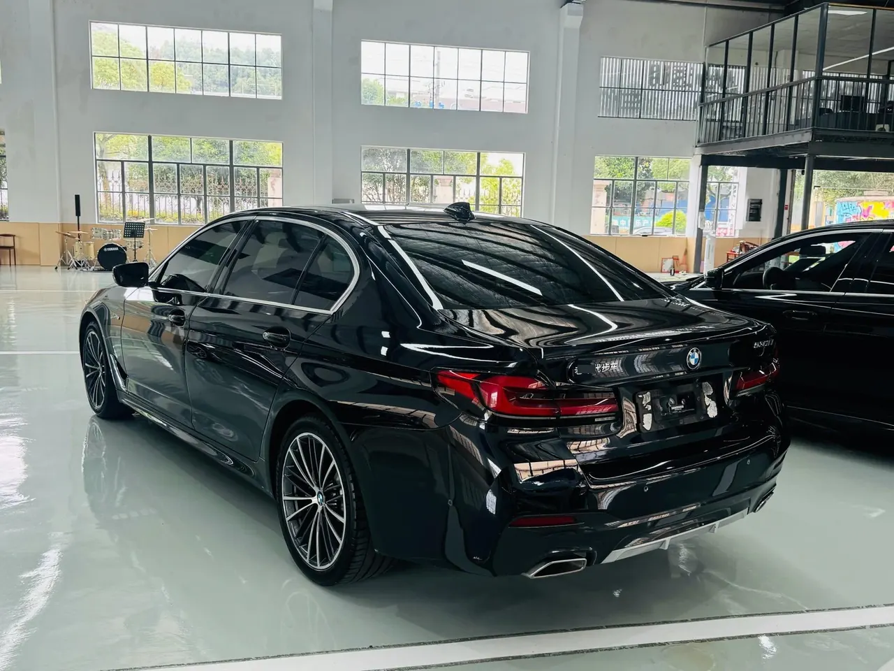 BMW 5 Series 2022 530Li 2.0T Leading M Sports Suit (Modified) Automatic Gear 6