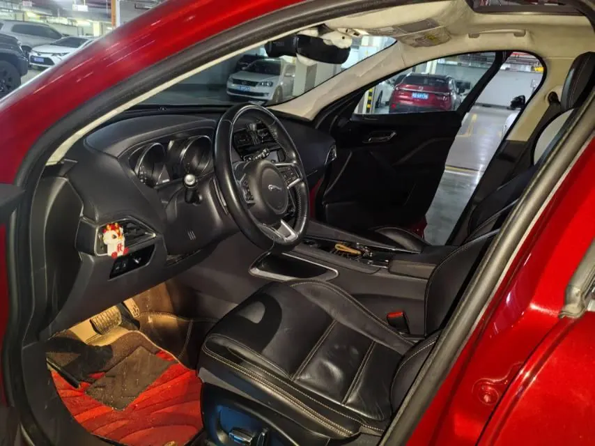 Jaguar F-PACE (Imported) 2020 F-PACE 2.0T City Premium Edition Automatic Gear 3