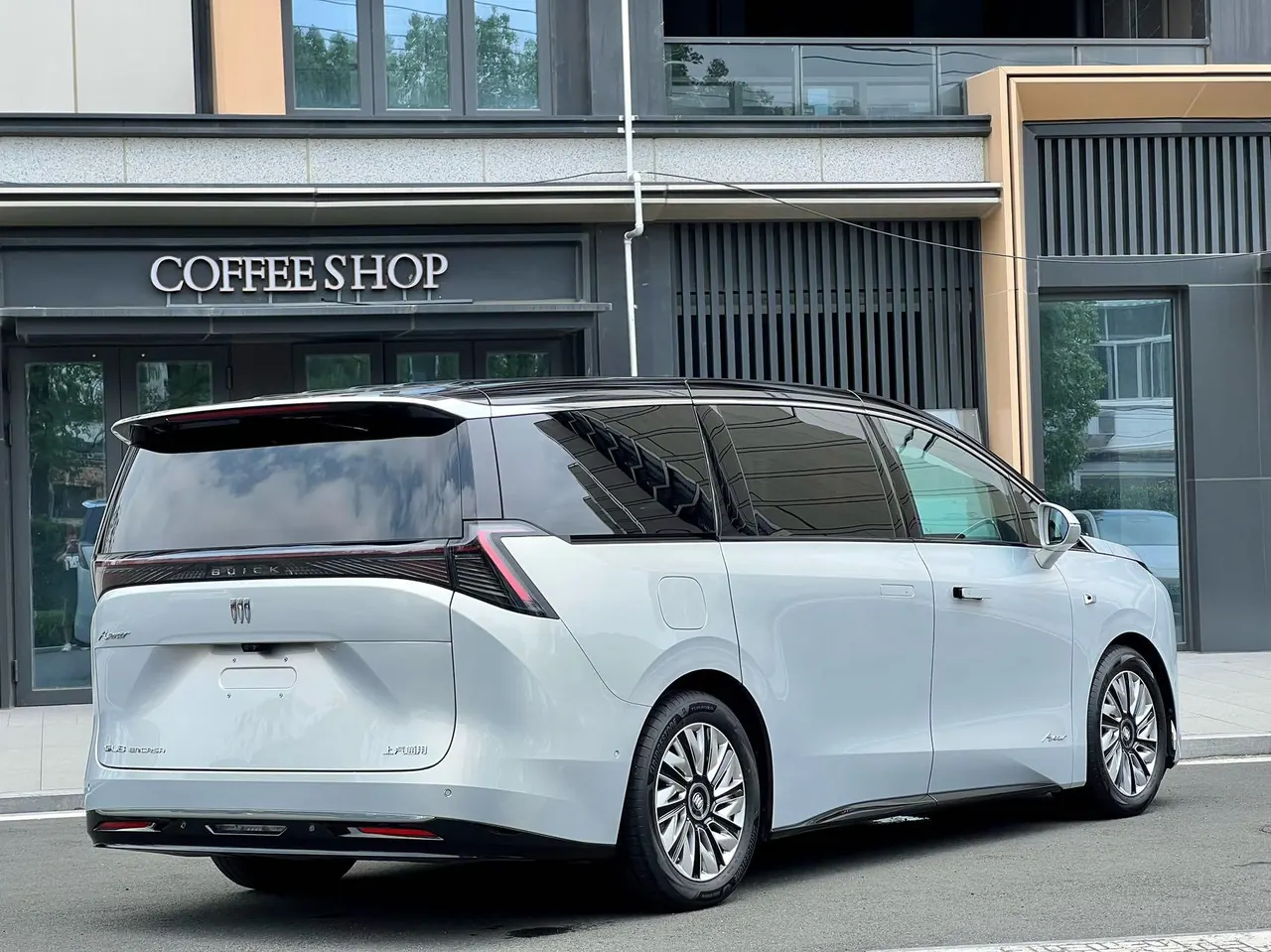 Buick 2026 to the world family 1.5T luxury version of automatic gear 9