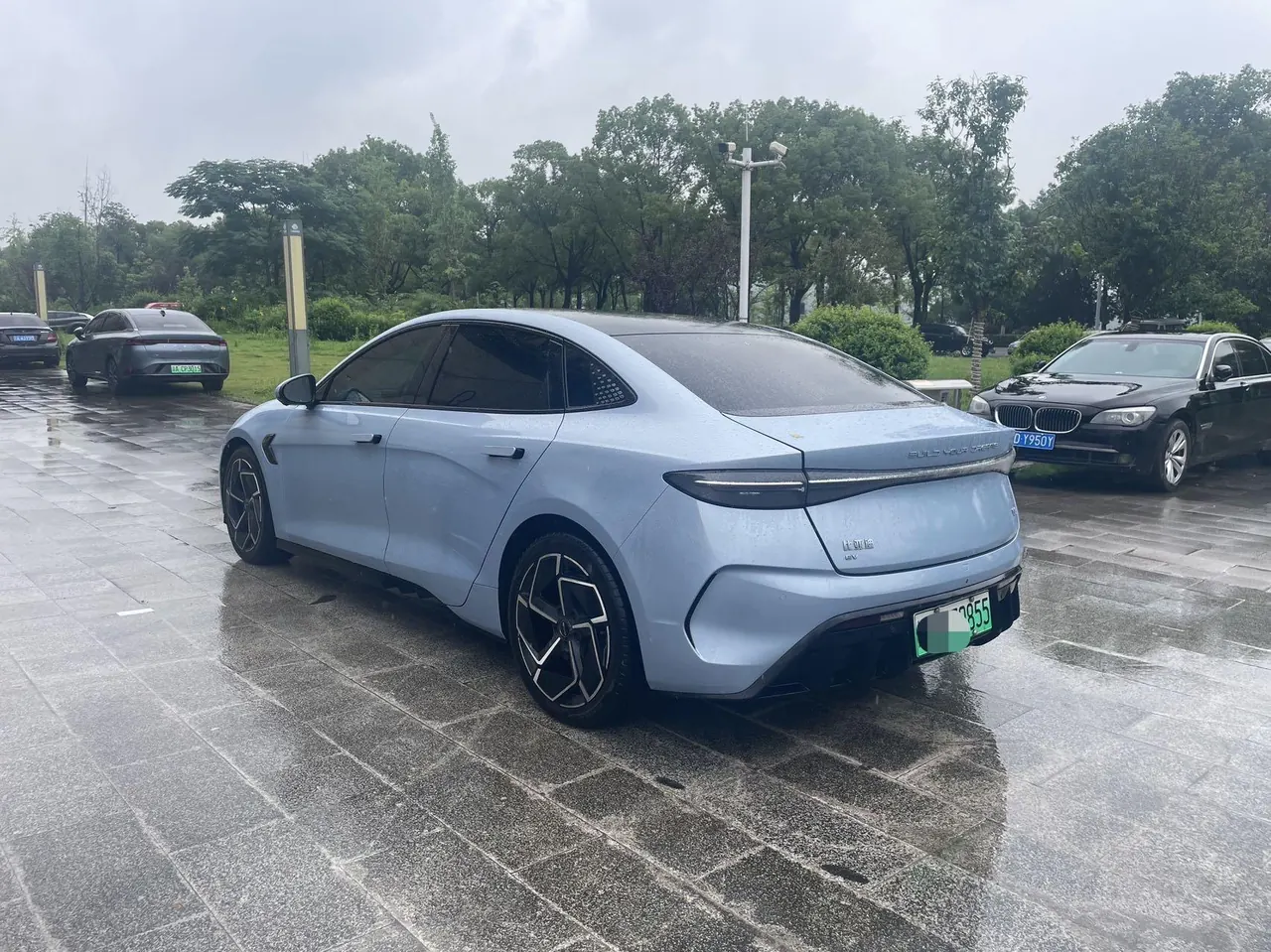 BYD 2022 seals 700km long endurance rear drive automatic gear 12