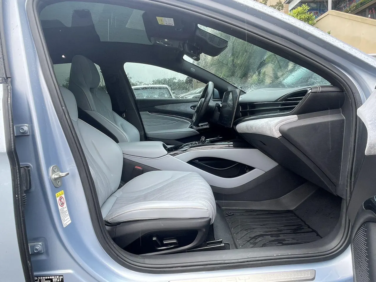 BYD 2022 seals 700km long endurance rear drive automatic gear 5