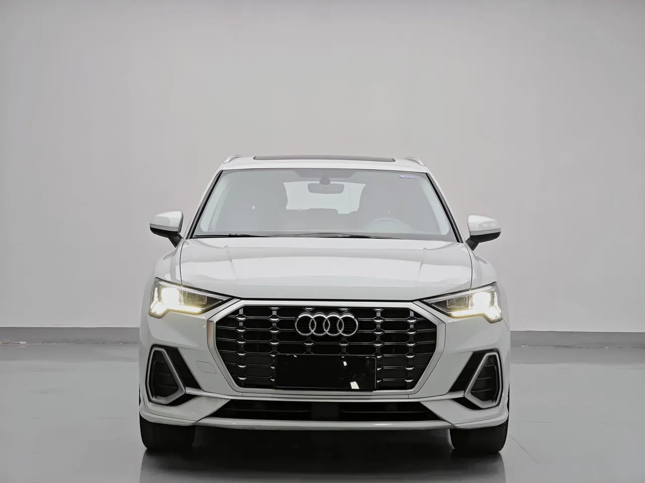 Audi 2022 Q3 1.4TFSI 35TFSI Aggressive Dynamic Automatic 2