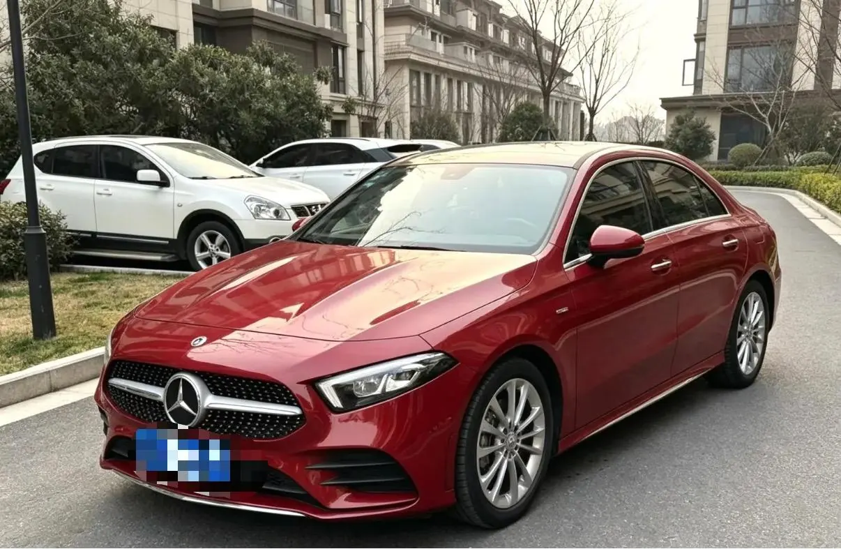 Mercedes Benz Class A 2020 A 200 L 1.3T Fashion (Modified) Automatic Gear - View 1