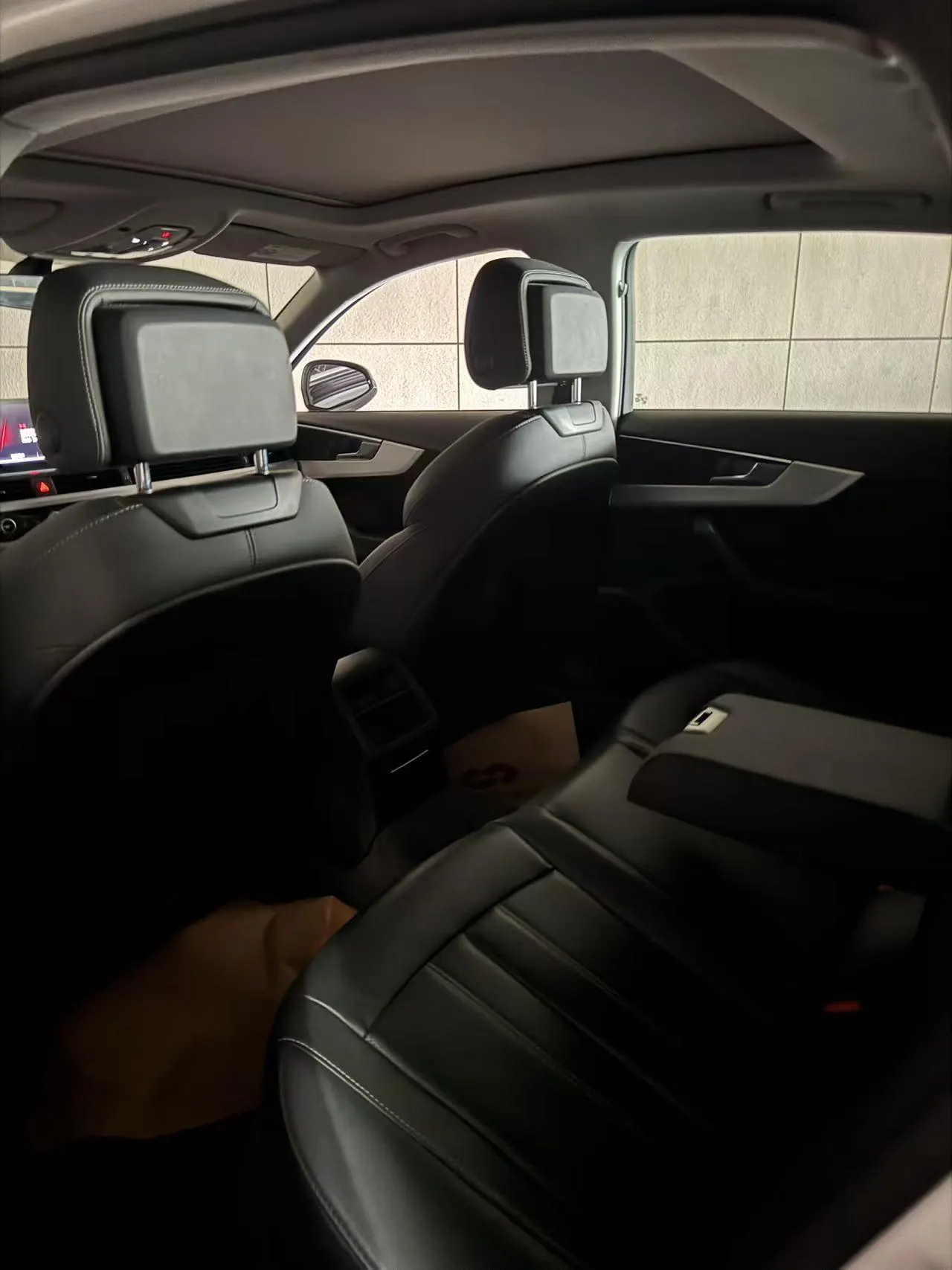 Audi 2022 A4L 2.0TFSI 40TFSI Fashion Dynamic Automatic 4