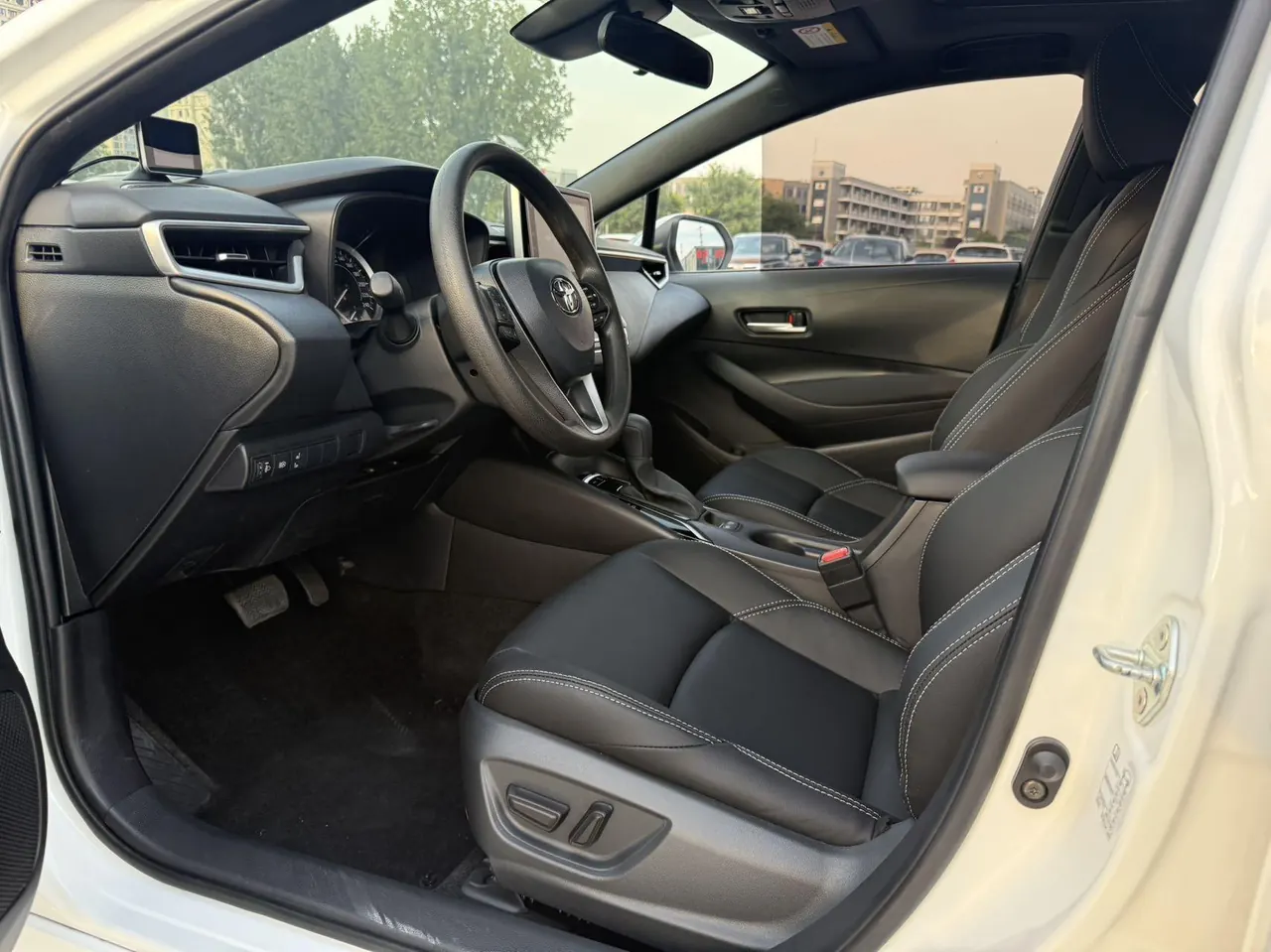 Toyota 2022 Lei Ling 1.2T Stepless 185T Deluxe Automatic Gear 10