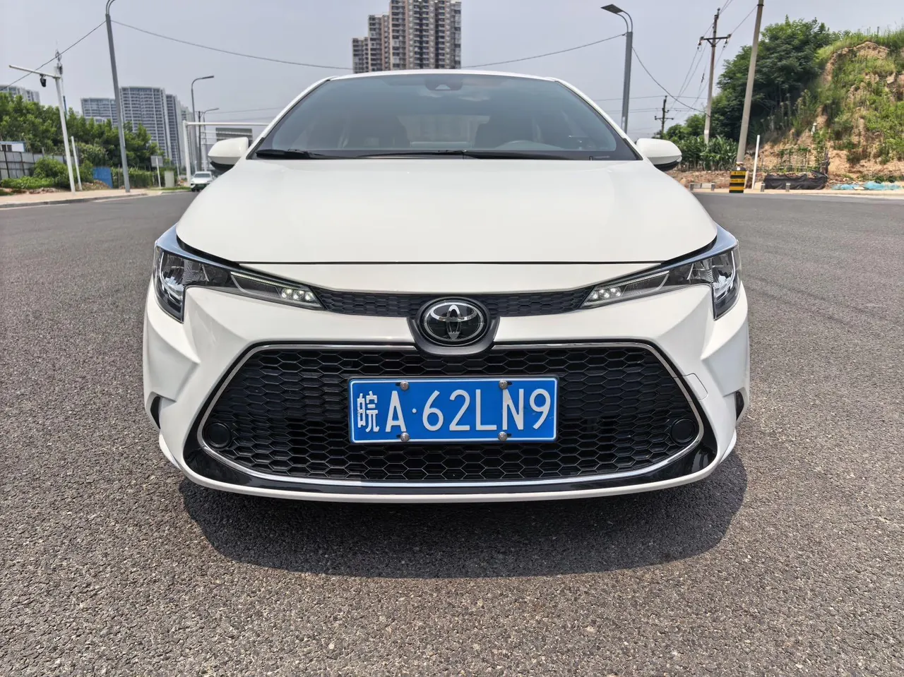 Toyota 2022 Lei Ling 1.2T Stepless 185T Deluxe Automatic Gear 2