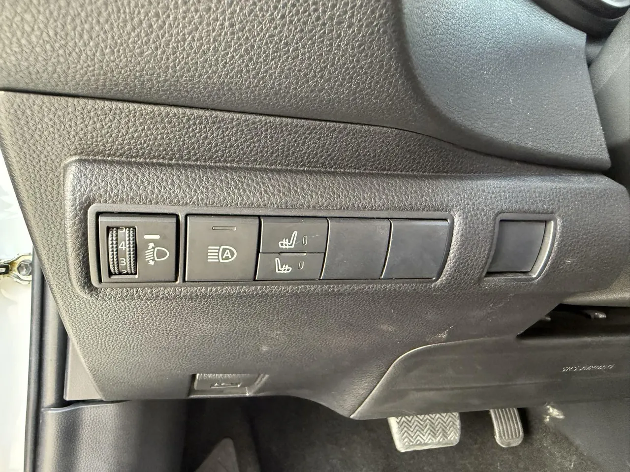 Toyota 2022 Lei Ling 1.2T Stepless 185T Deluxe Automatic Gear 9