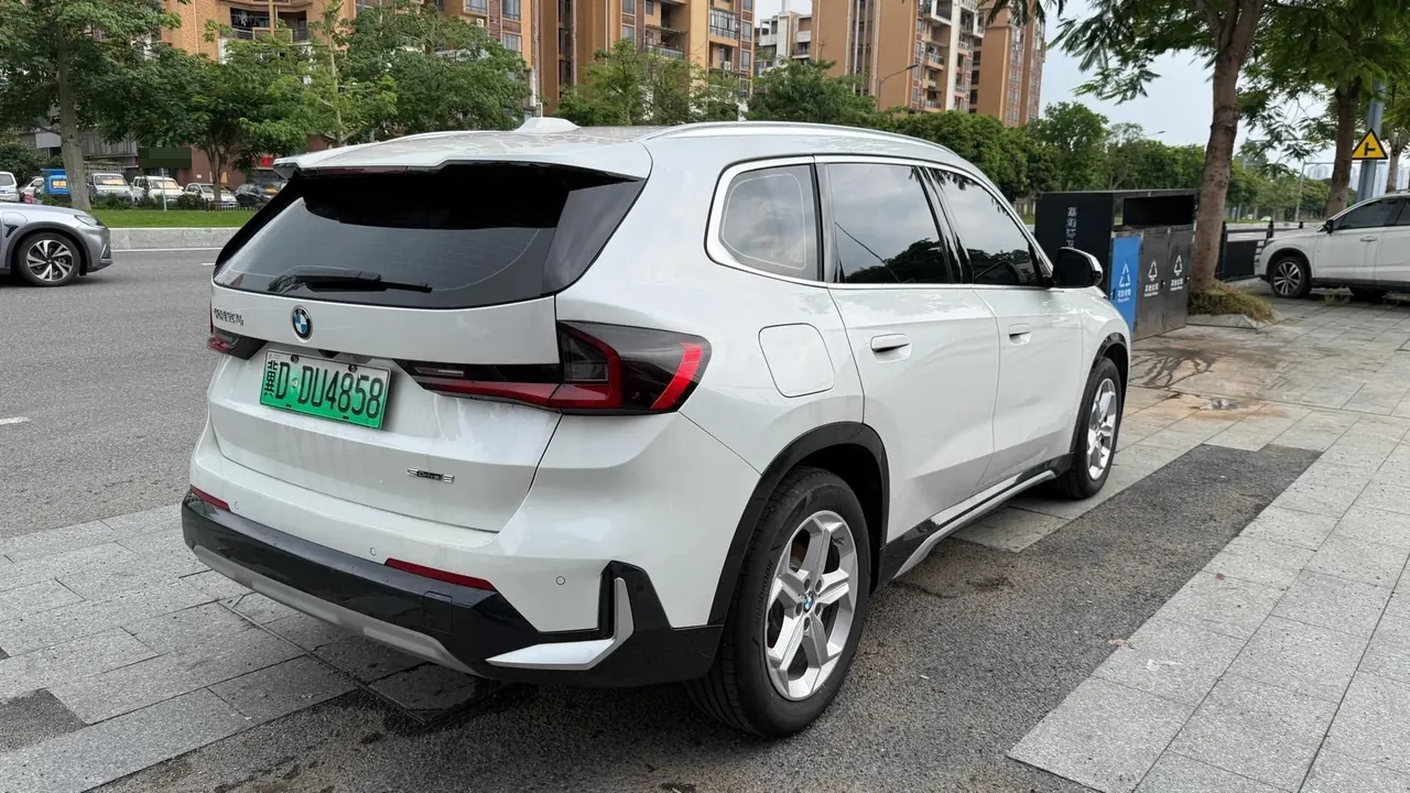 BMW 2026 iX1 eDrive25L eDrive25L X design set automatic gear 4