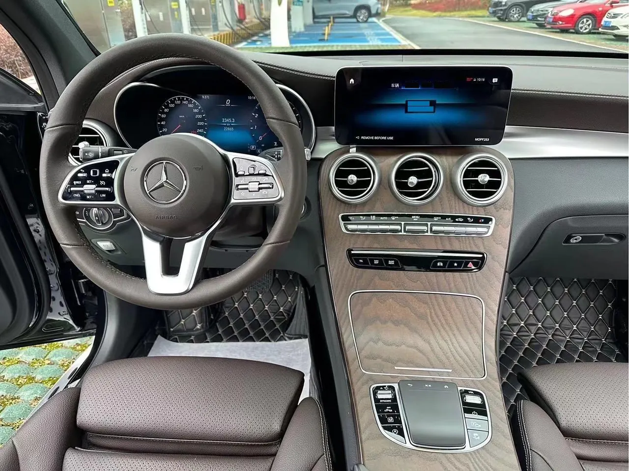 Mercedes Benz 2022 GLC 300 L 4MATIC 2.0T Dynamic (Modified) Automatic Gear 3