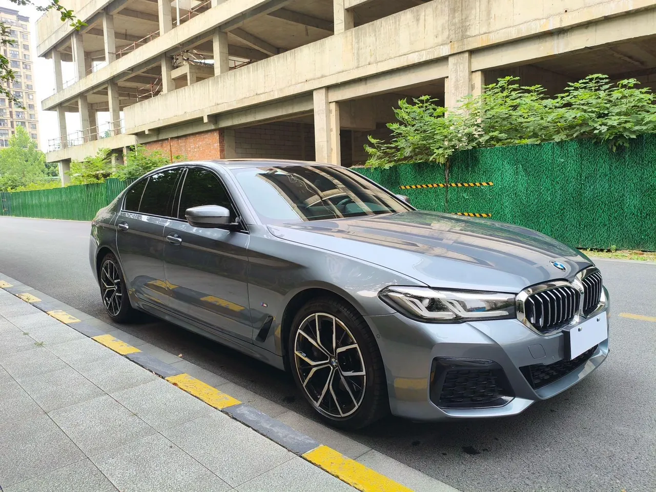 BMW 5 Series (Imported) 2022 530i 2.0T M Sports Suit (Modified 2) Automatic Gear 2