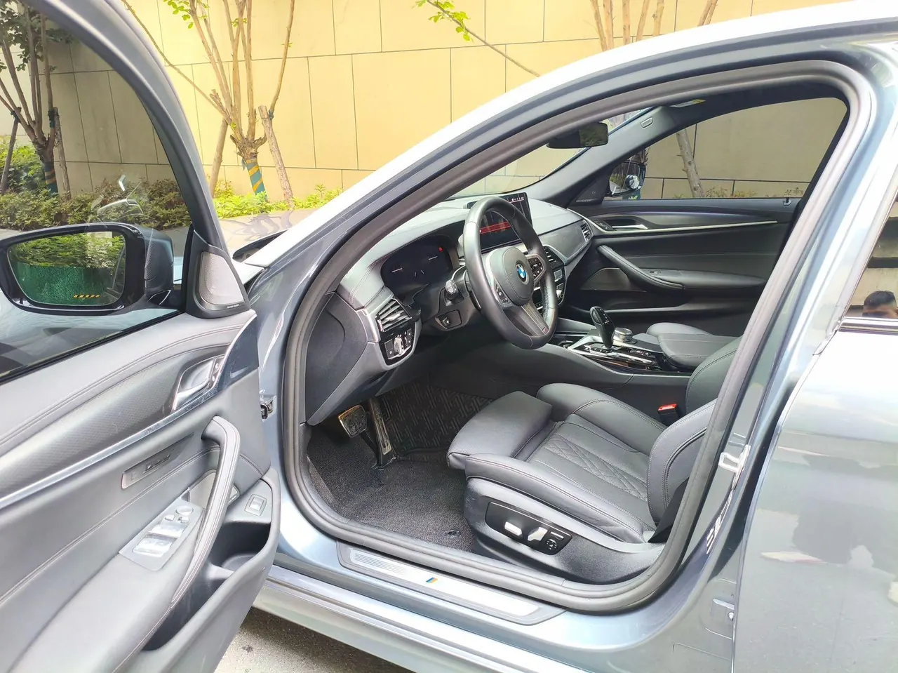 BMW 5 Series (Imported) 2022 530i 2.0T M Sports Suit (Modified 2) Automatic Gear 4