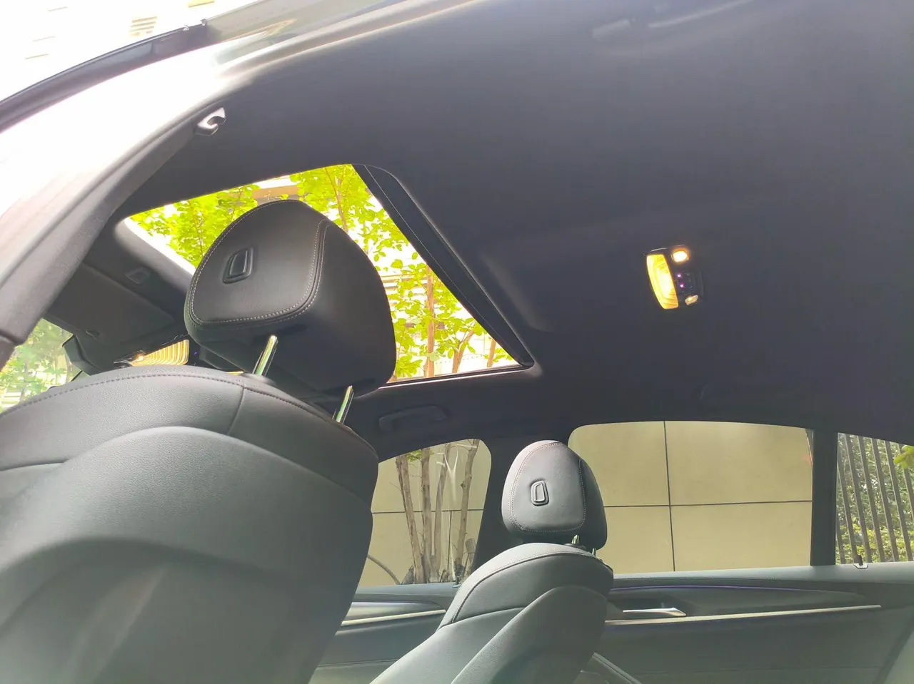 BMW 5 Series (Imported) 2022 530i 2.0T M Sports Suit (Modified 2) Automatic Gear 6